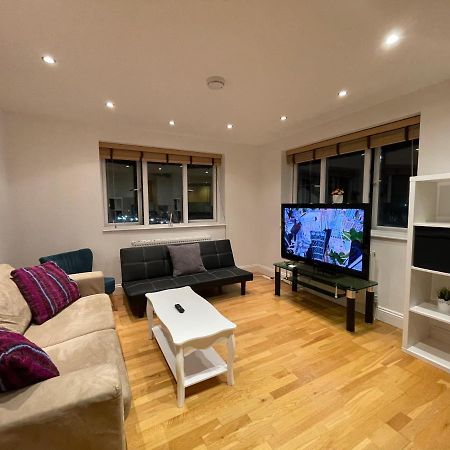 Beautiful & Luxurious Apartment In Richmond 里士满 外观 照片