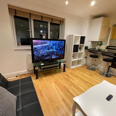 Beautiful & Luxurious Apartment In Richmond 里士满 外观 照片
